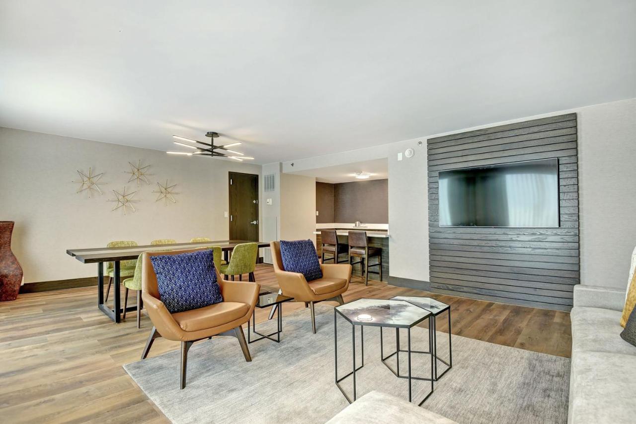 | Tulsa Marriott Southern Hills
