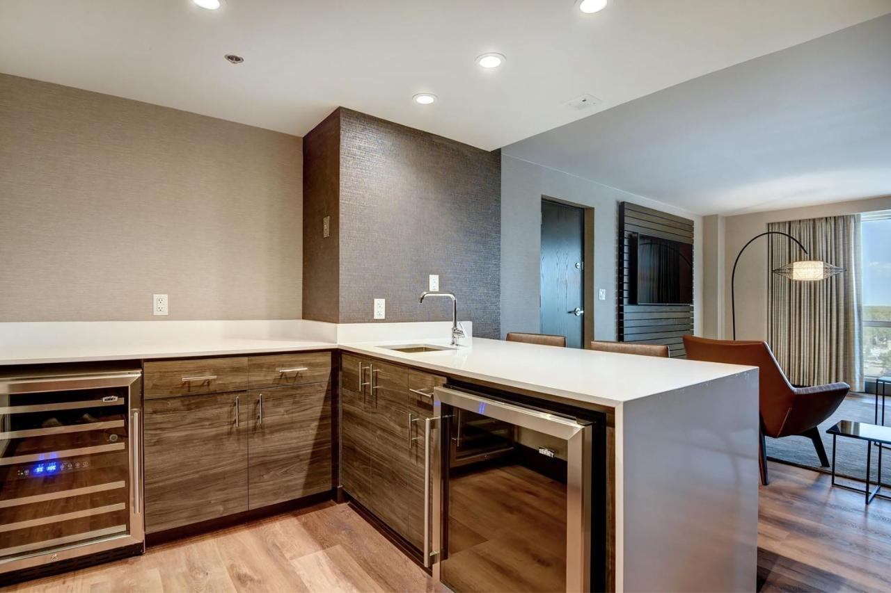 | Tulsa Marriott Southern Hills