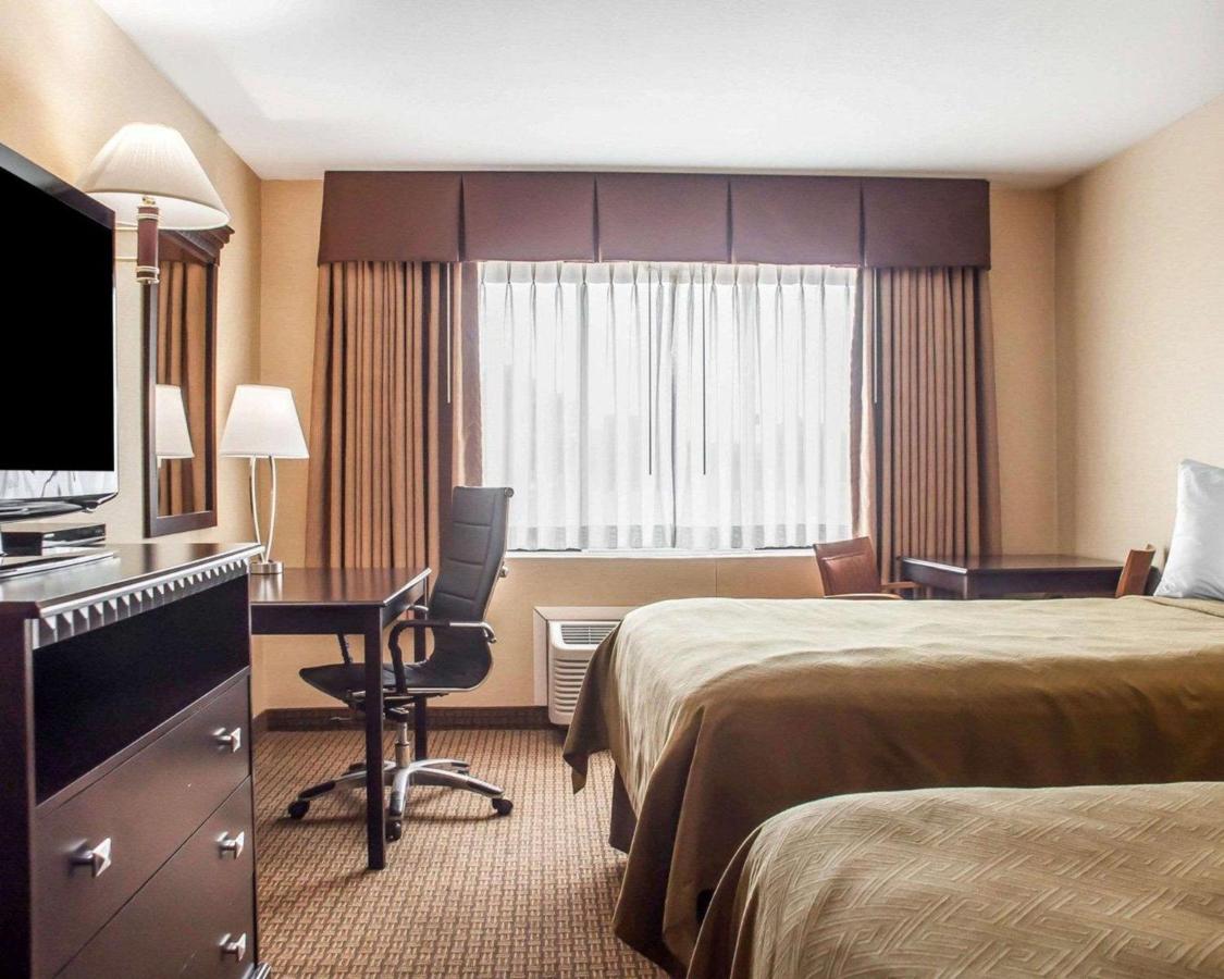 | Econo Lodge Elmira