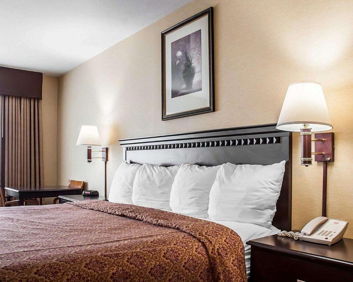  | Econo Lodge Elmira
