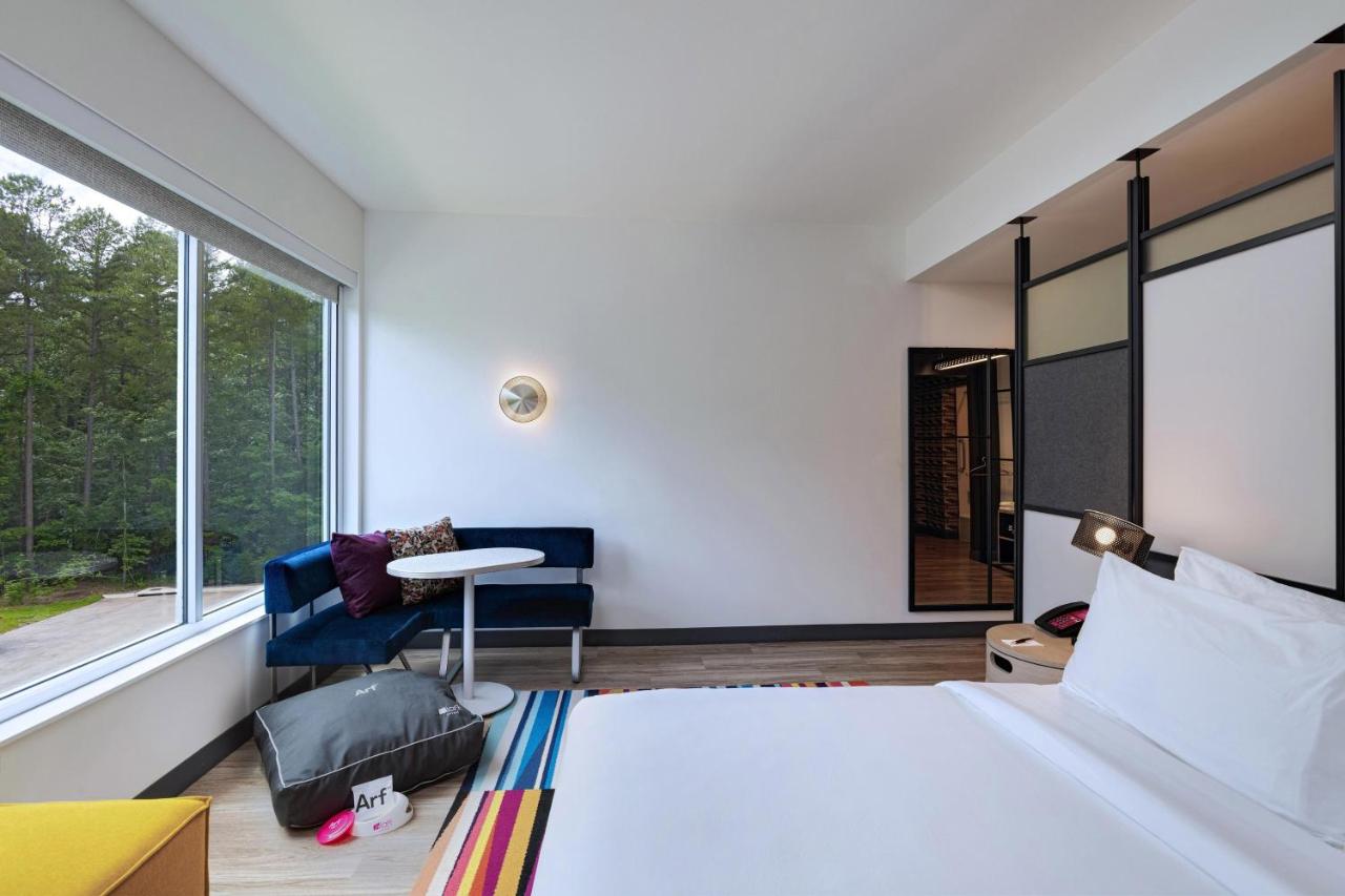 Dog Lover's, Guest room, 1 King at Aloft by Marriott Little Rock West