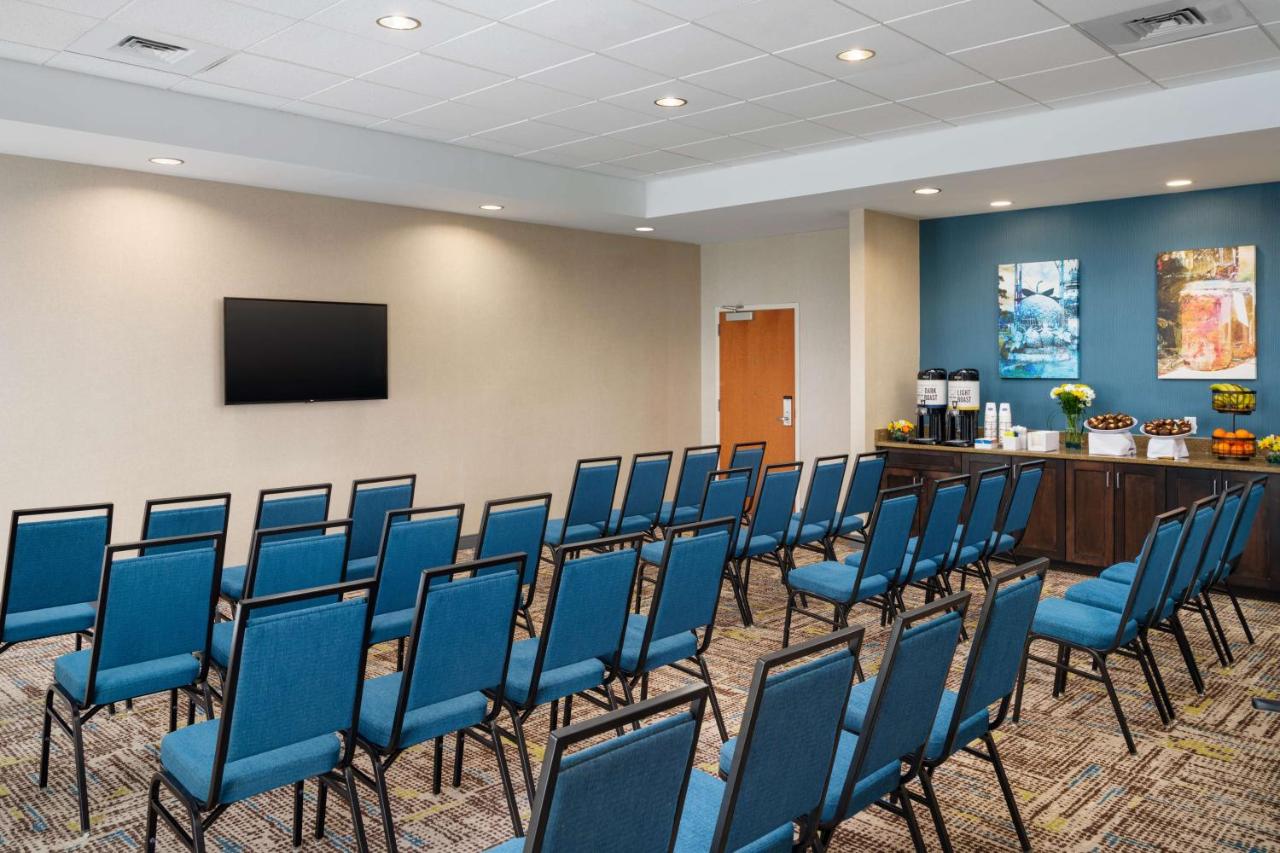 | Hampton Inn Plant City