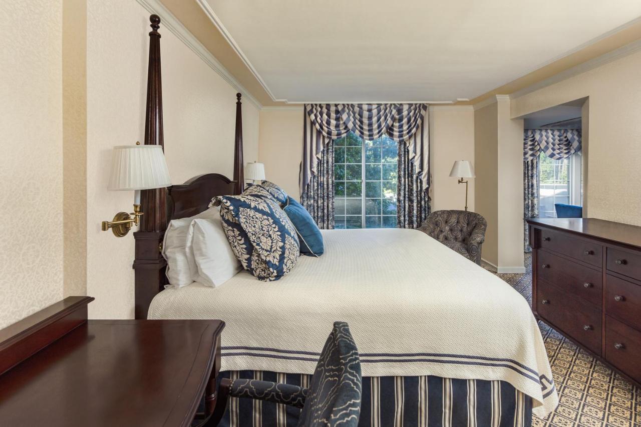 Room #39176226 at Washington Duke Inn & Golf Club