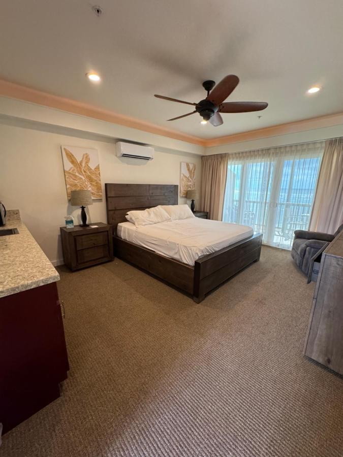 King Room with Sea View at Hotel Coral Reef