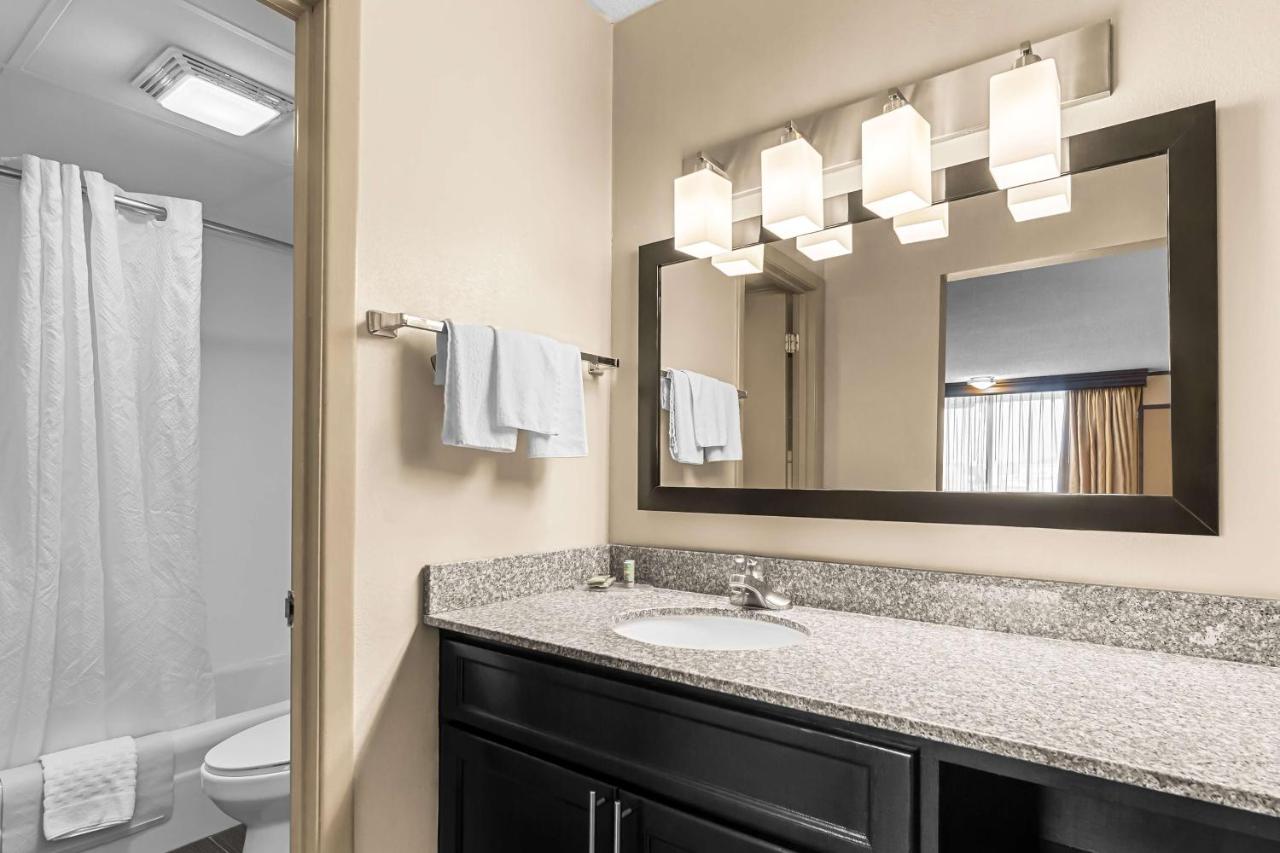 | Best Western Toni Inn