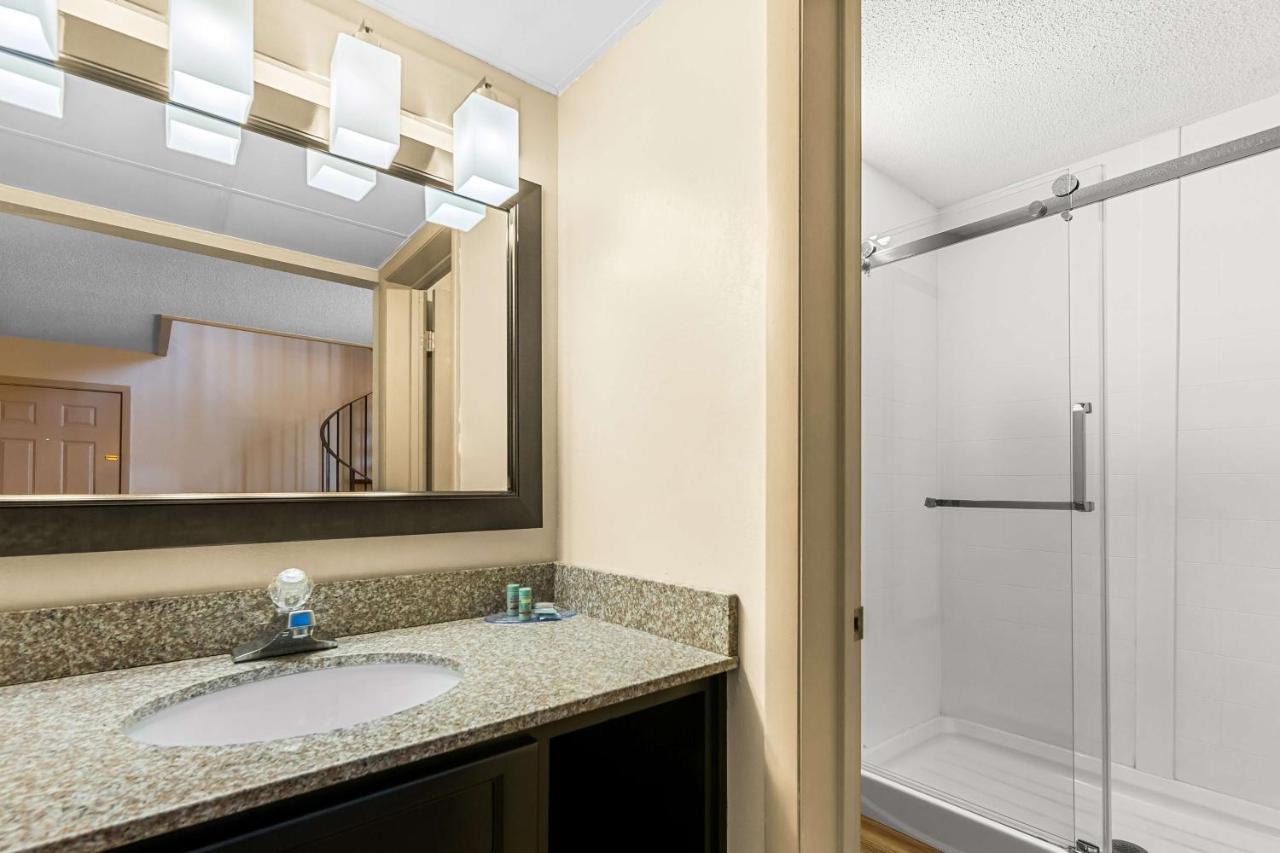 | Best Western Toni Inn