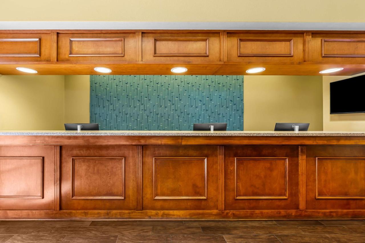 | Best Western Toni Inn