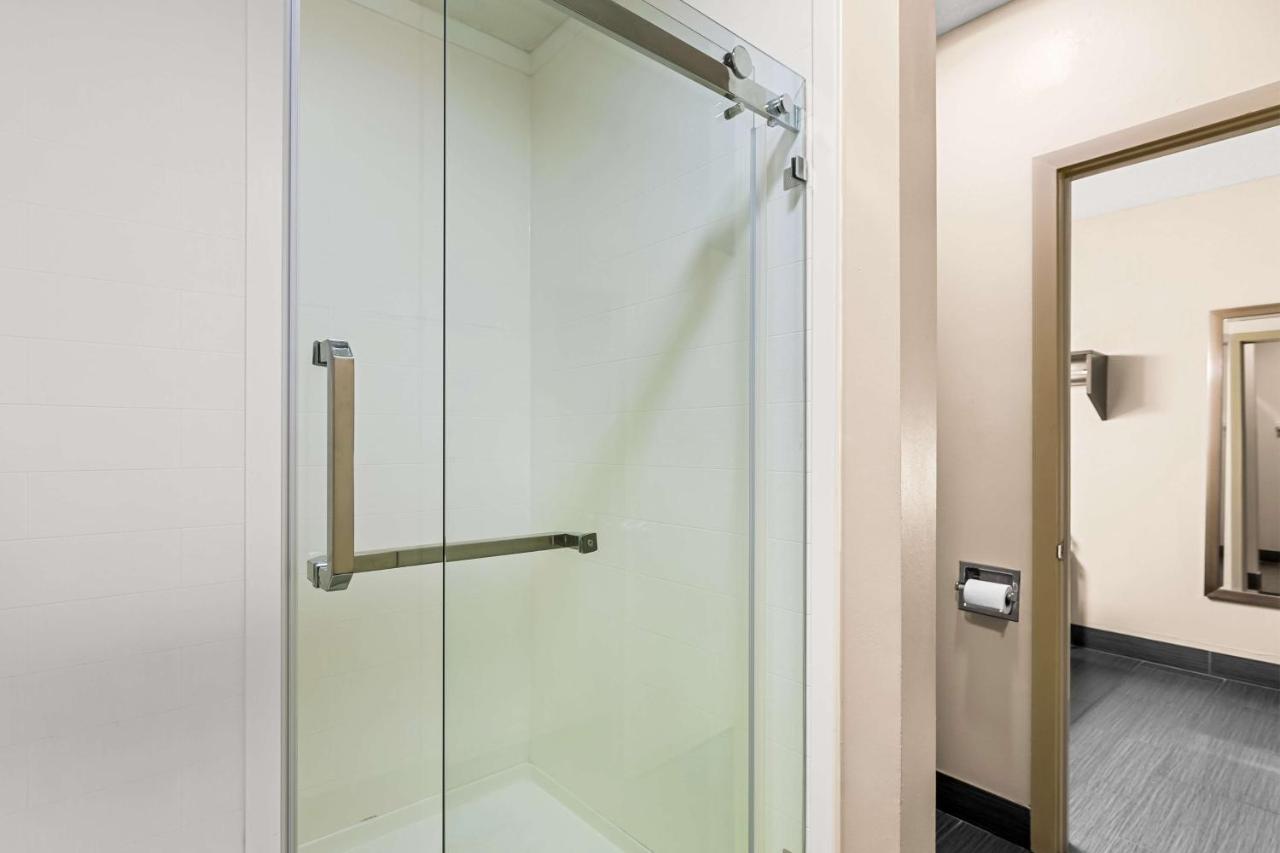 | Best Western Toni Inn