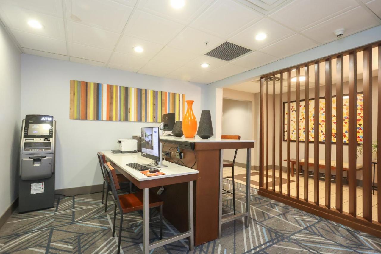 | Holiday Inn Express Tulsa South Bixby, an IHG Hotel