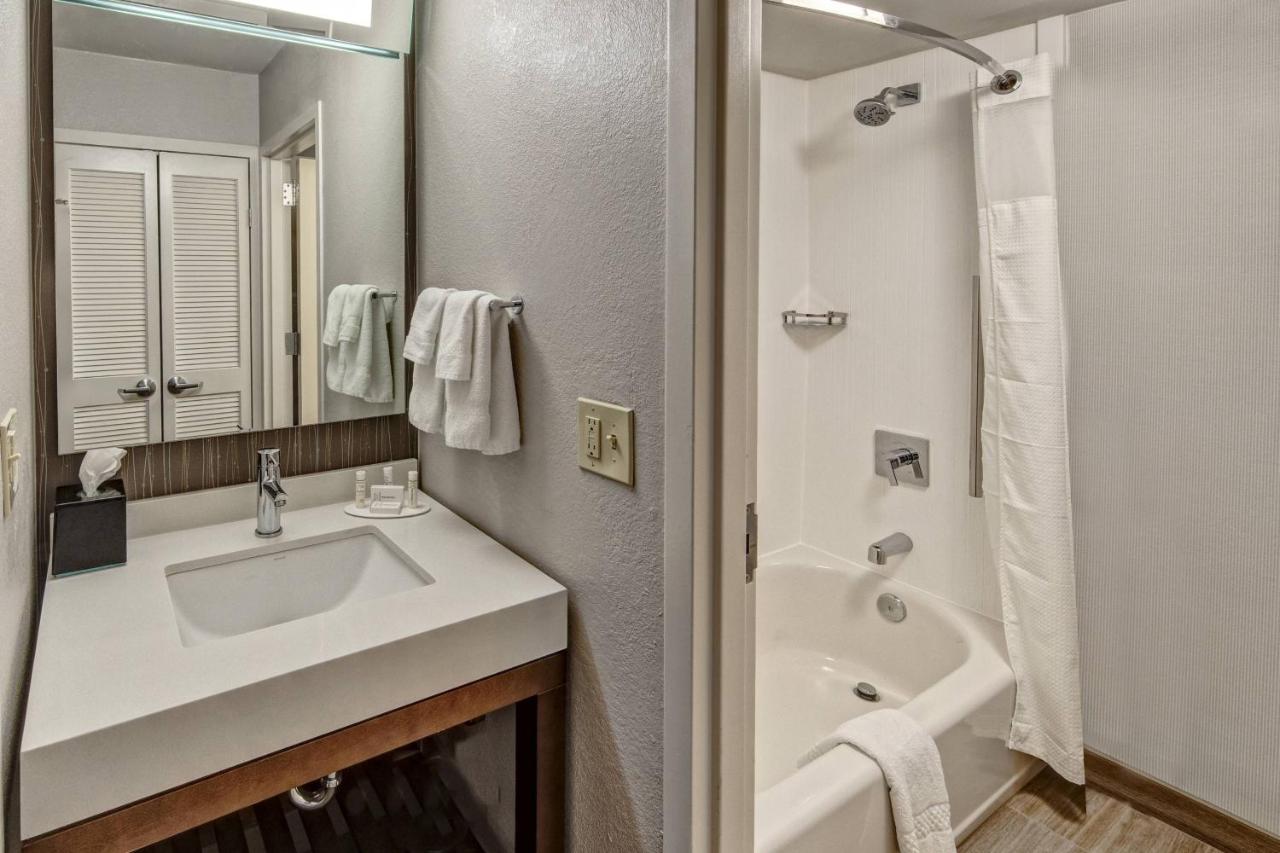  | Courtyard by Marriott Nashville Vanderbilt West End