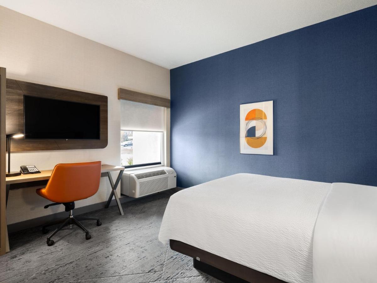  | Holiday Inn Express Meadville (I-79 Exit 147a), an IHG Hotel