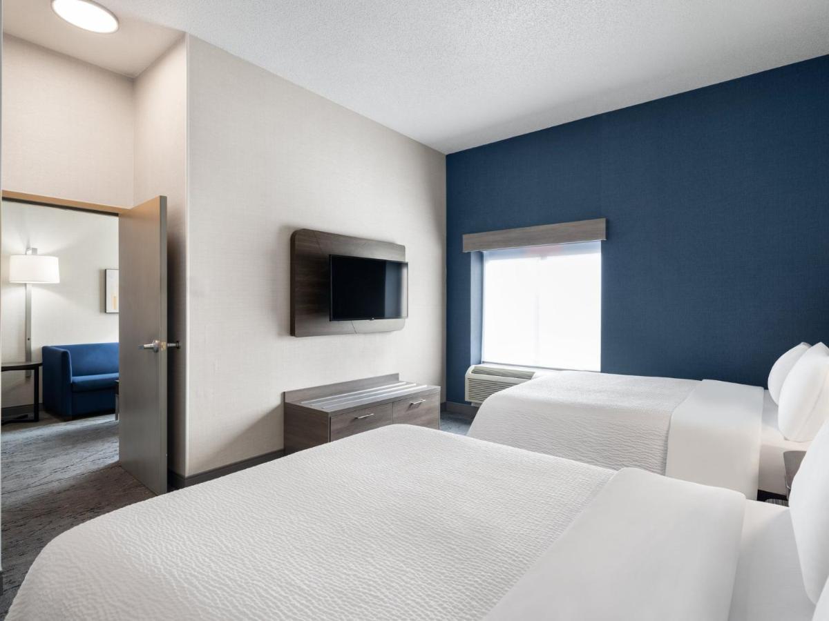  | Holiday Inn Express Meadville (I-79 Exit 147a), an IHG Hotel