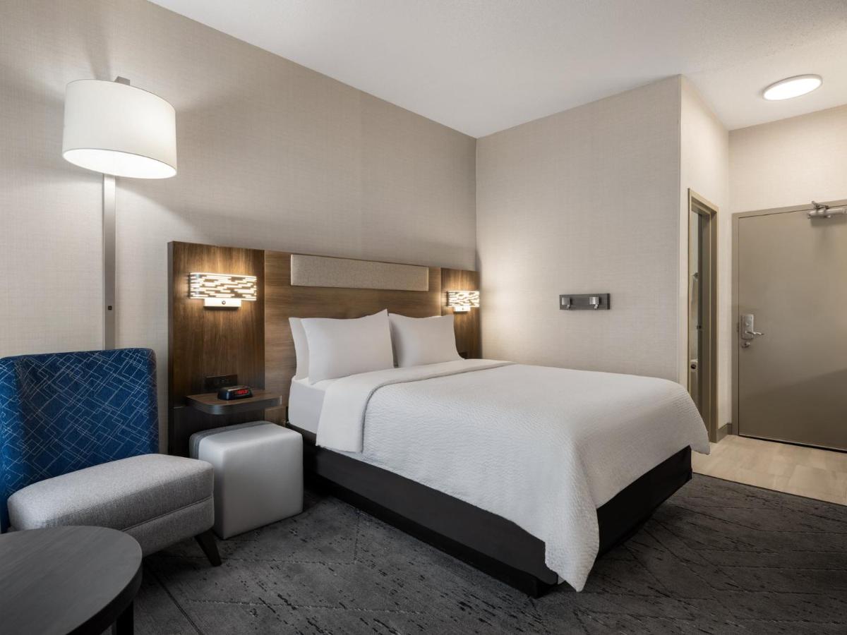  | Holiday Inn Express Meadville (I-79 Exit 147a), an IHG Hotel