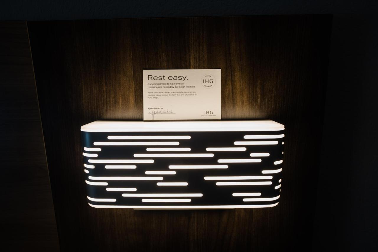 | Holiday Inn Express Hotel & Suites Knoxville-North-I-75 Exit 112, an IHG Hotel