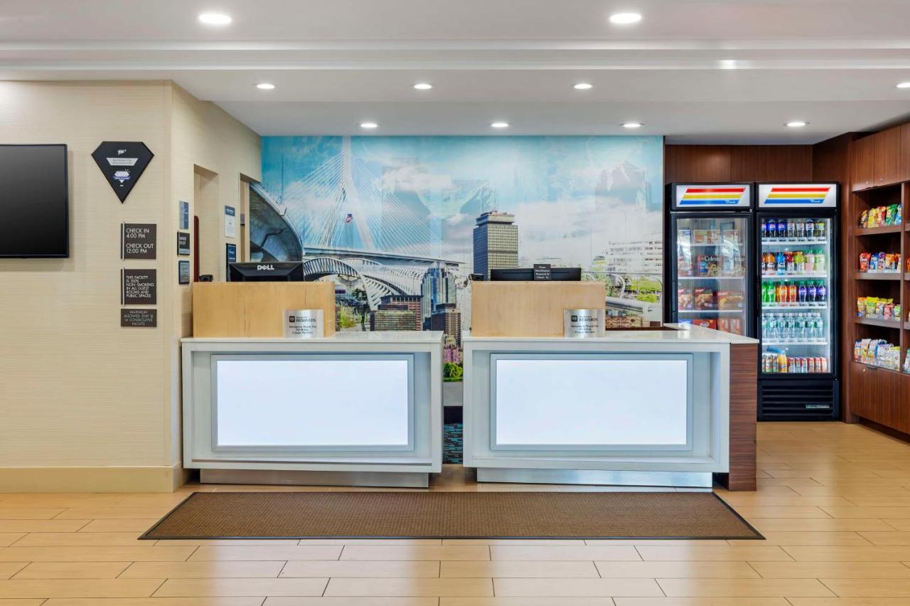 | Best Western Plus North Shore Hotel