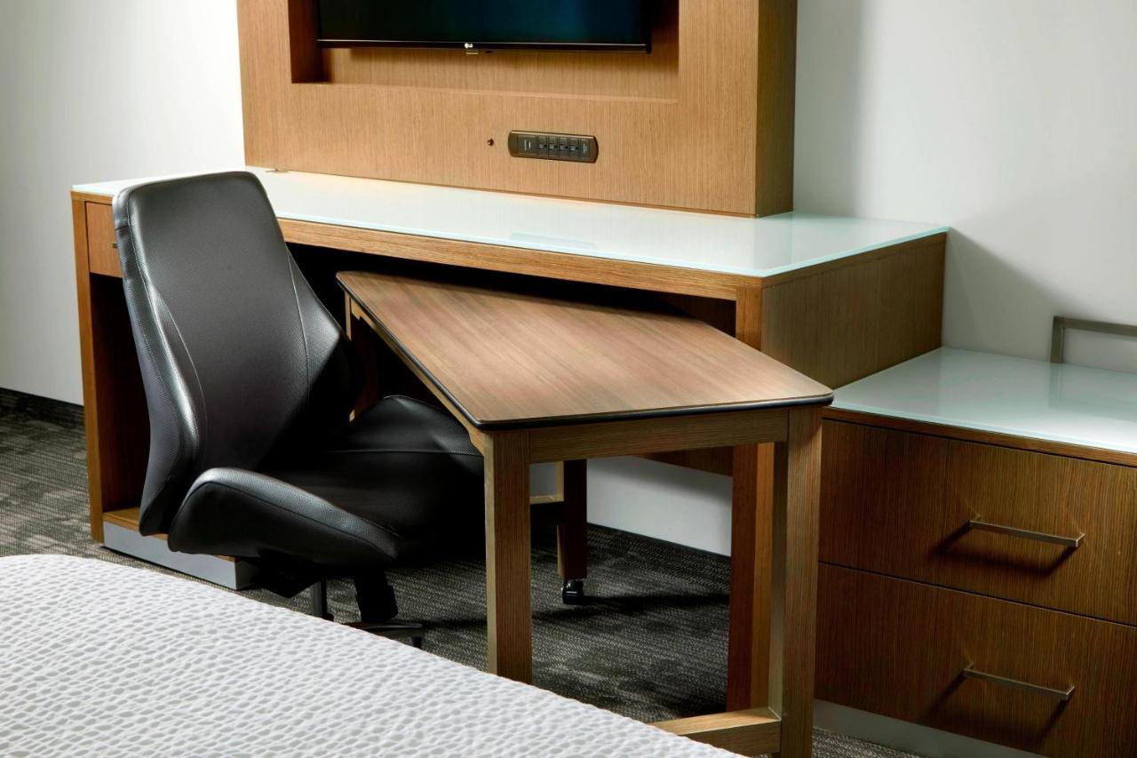 King Suite at Courtyard by Marriott Charlotte Fort Mill, SC