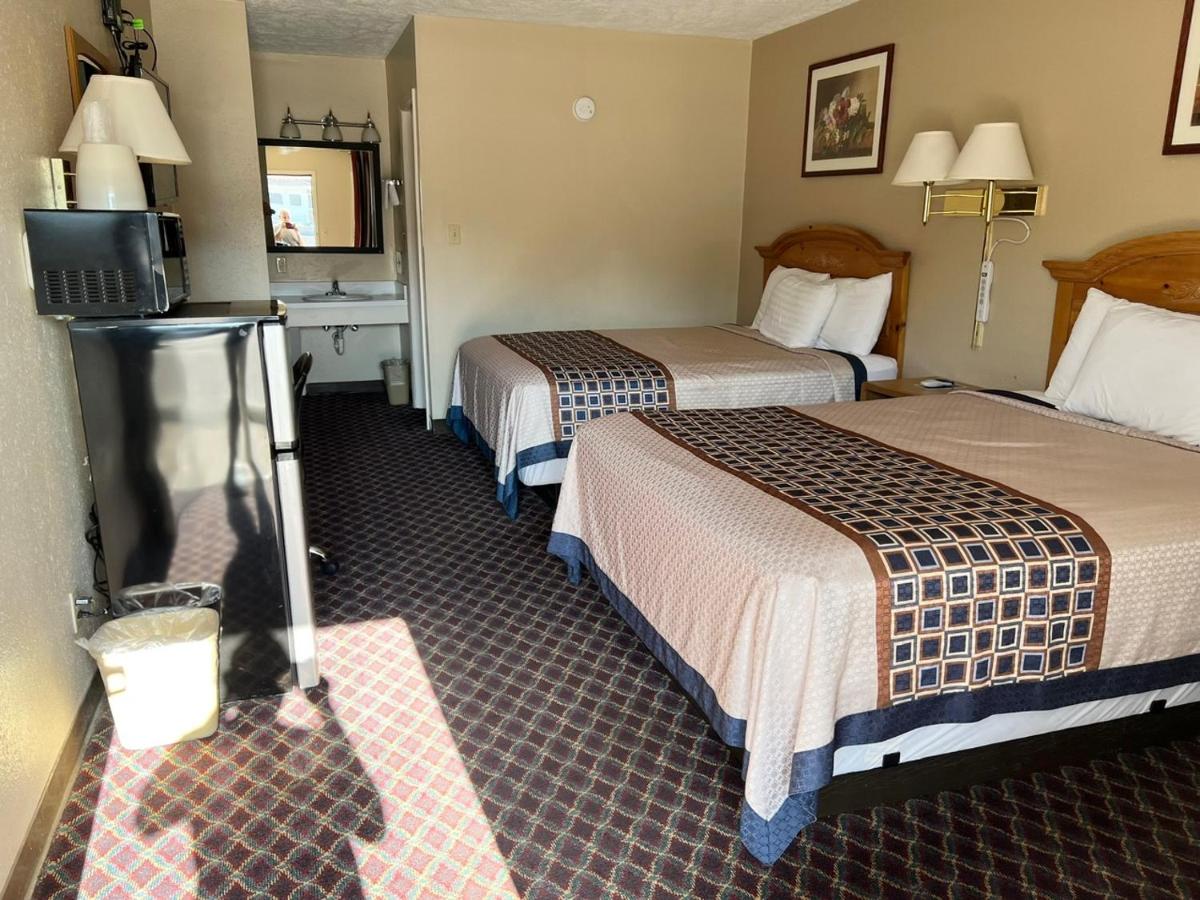 | Economy Inn McCook