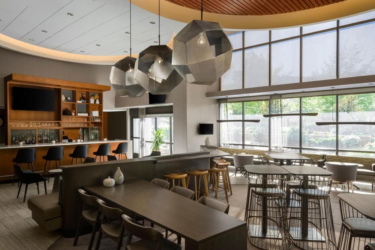 | SpringHill Suites by Marriott Seattle Issaquah