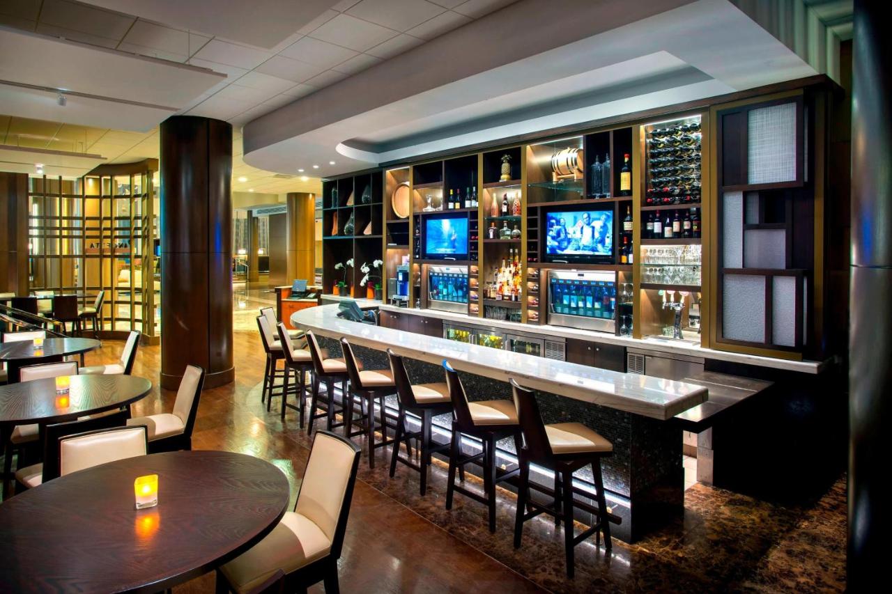 | Teaneck Marriott at Glenpointe