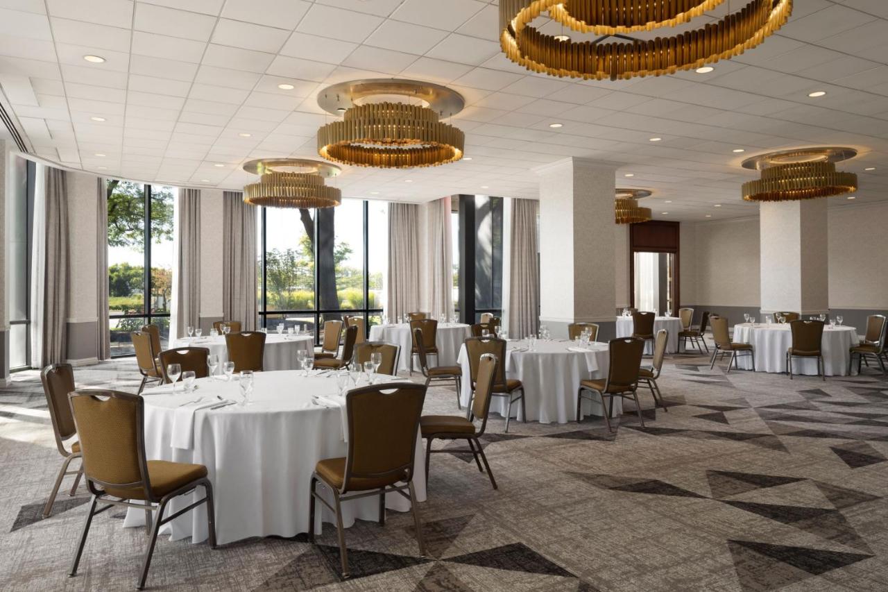 | Teaneck Marriott at Glenpointe