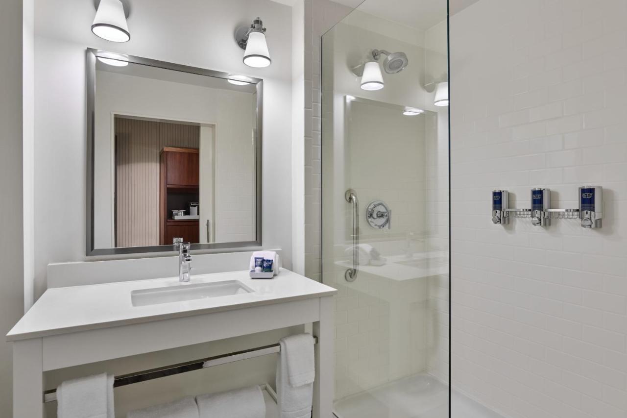  | Four Points By Sheraton Dallas Fort Worth Airport North