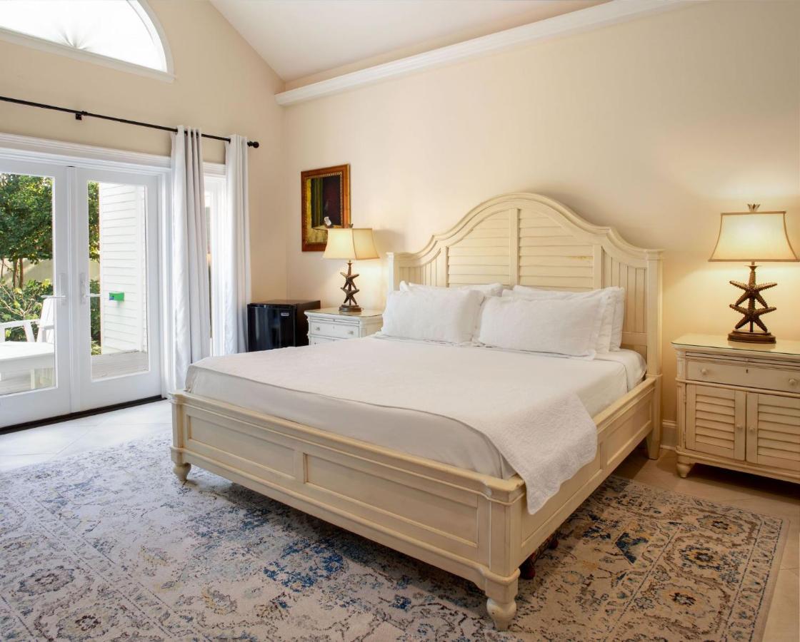 | The Gardens Hotel