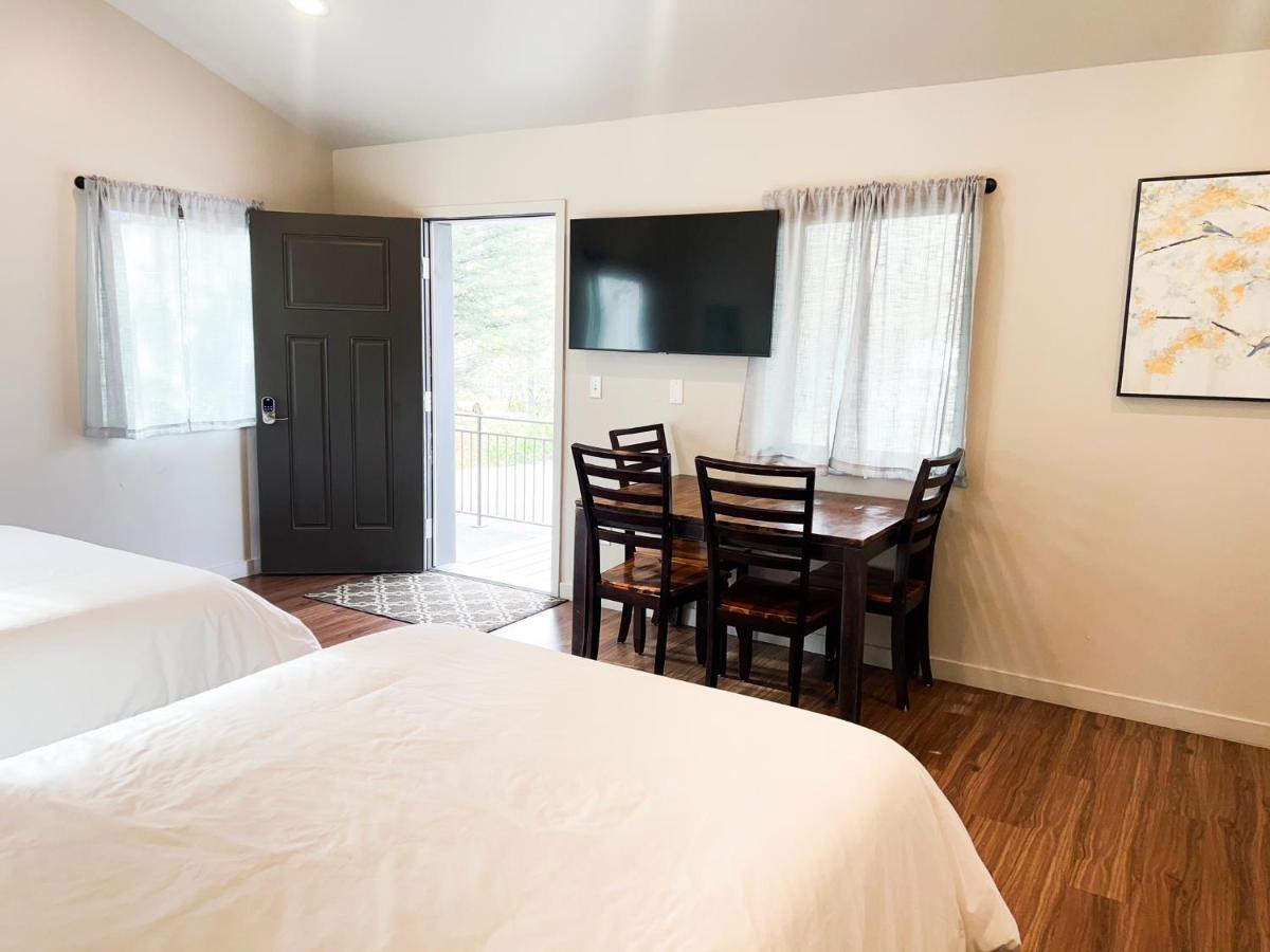  | Spruce Lodge