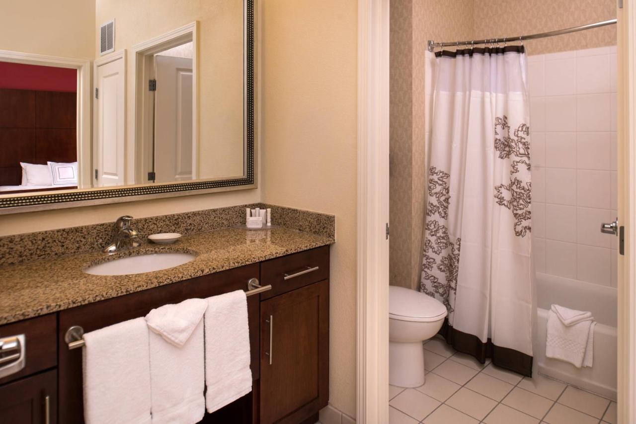 One-Bedroom King Suite with Sofa Bed at Residence Inn by Marriott Albuquerque Airport