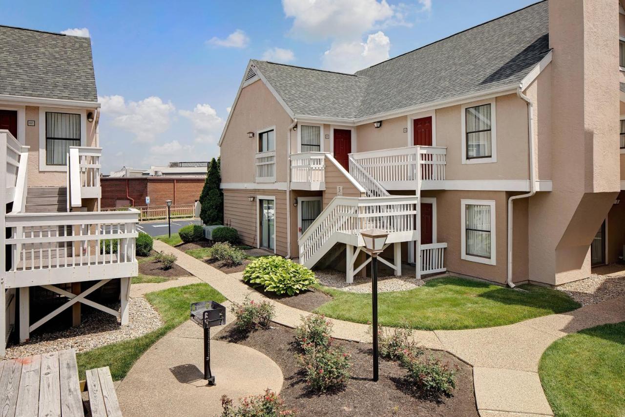 | Residence Inn Louisville East