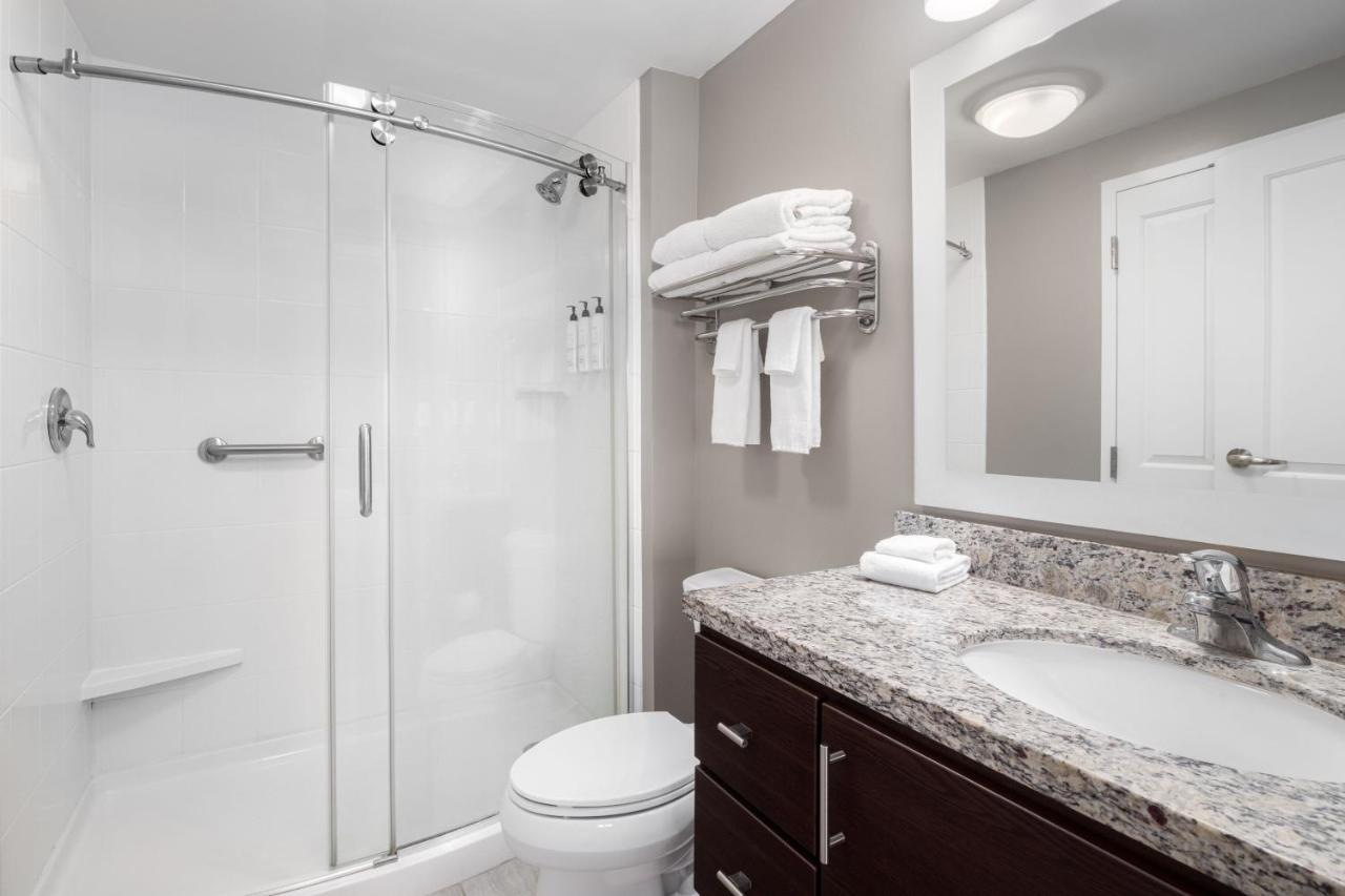One-Bedroom King Suite with Sofa Bed at TownePlace Suites by Marriott Fort Walton Beach-Eglin AFB