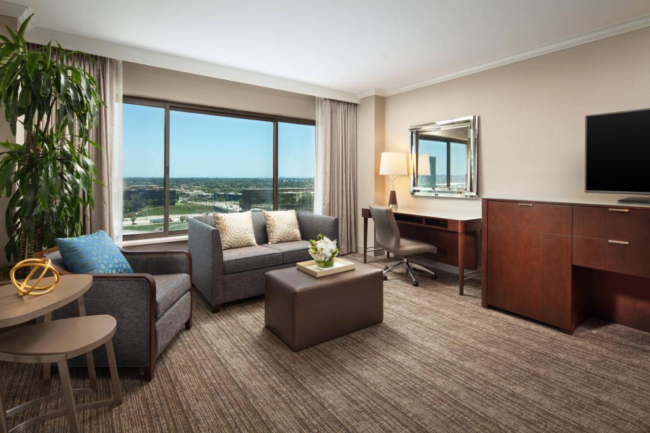 | The Westin South Coast Plaza, Costa Mesa