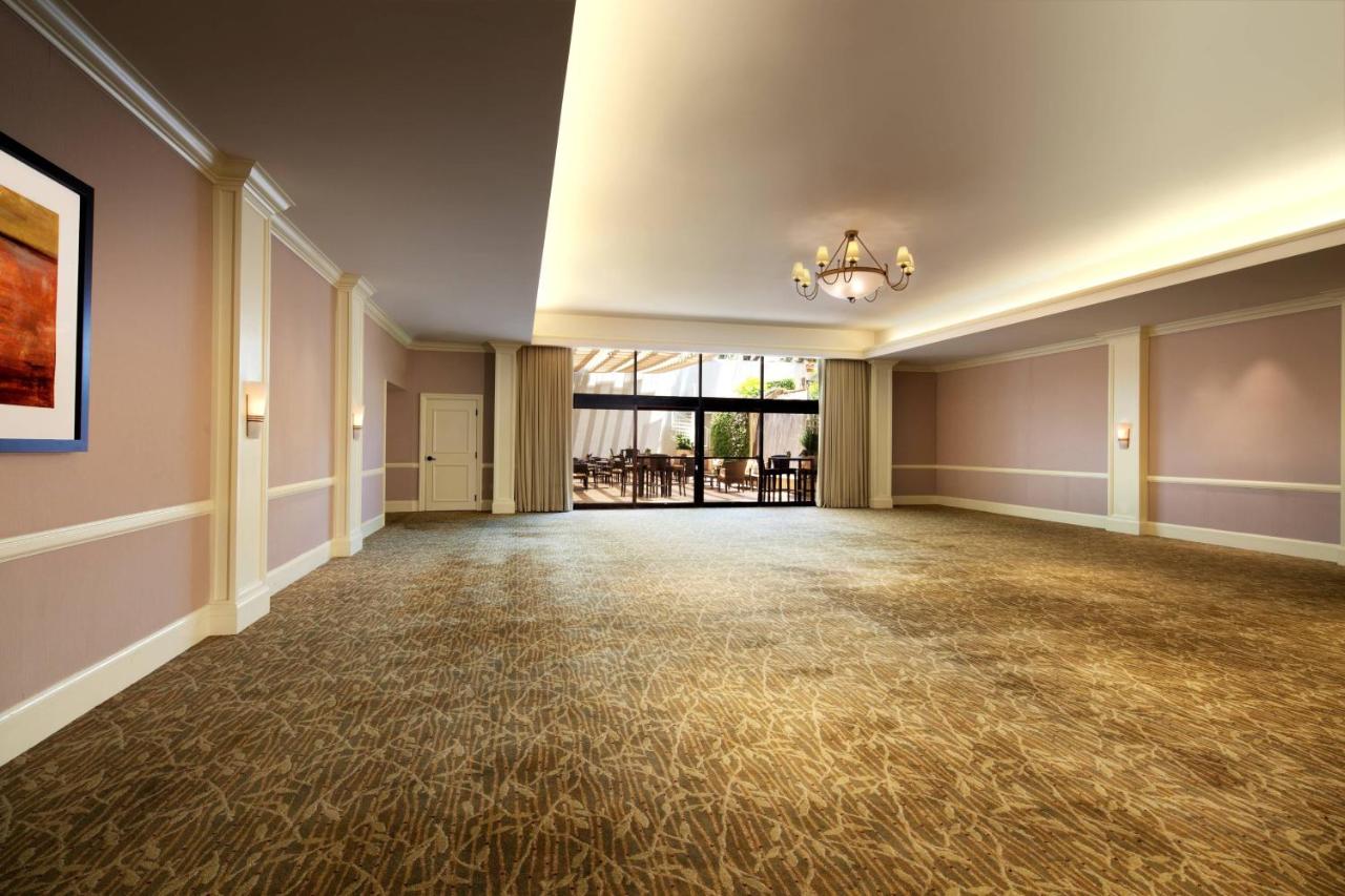 | The Westin South Coast Plaza, Costa Mesa