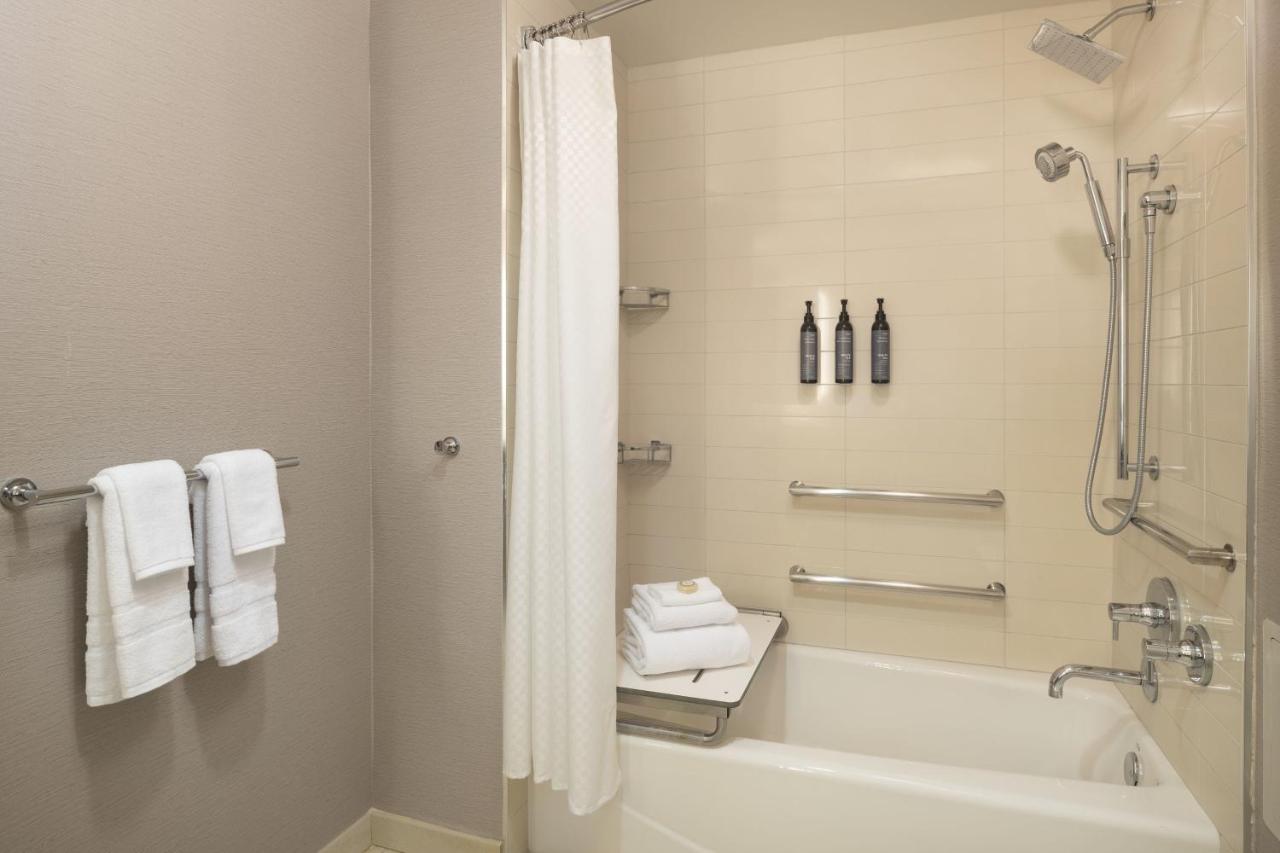 | The Westin South Coast Plaza, Costa Mesa