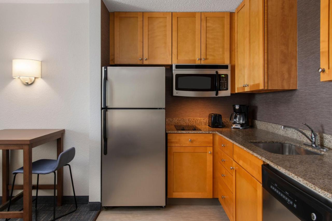 | Residence Inn by Marriott Mt. Laurel at Bishop's Gate