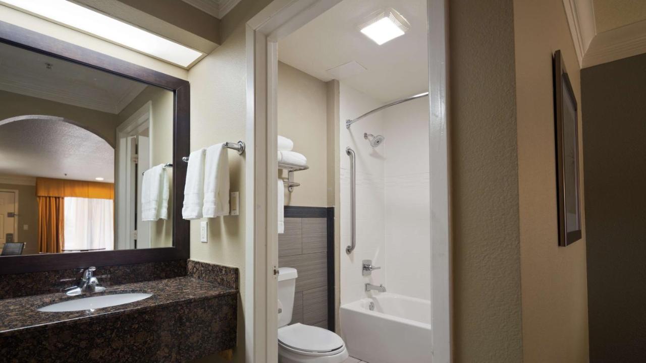 | Best Western Angleton Inn