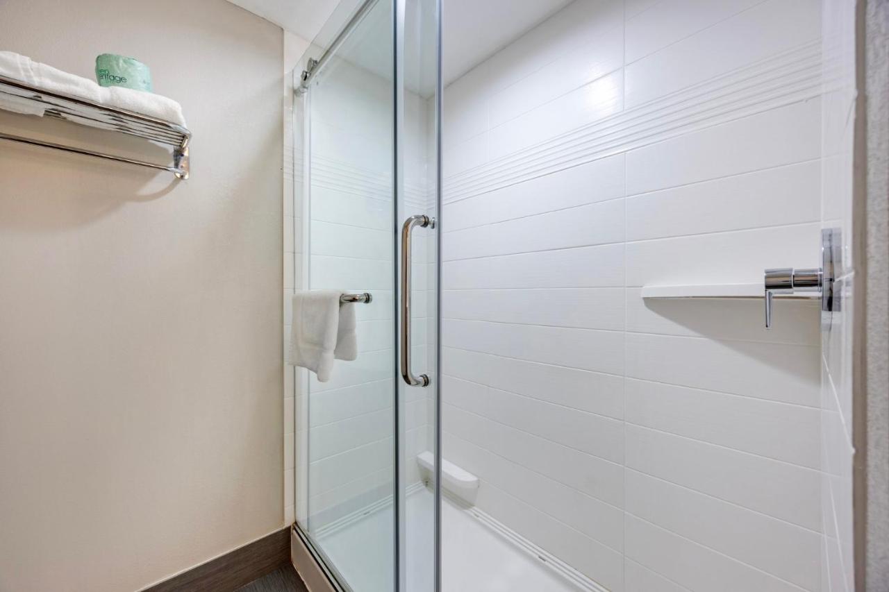 | Days Inn by Wyndham Franklin Nashville