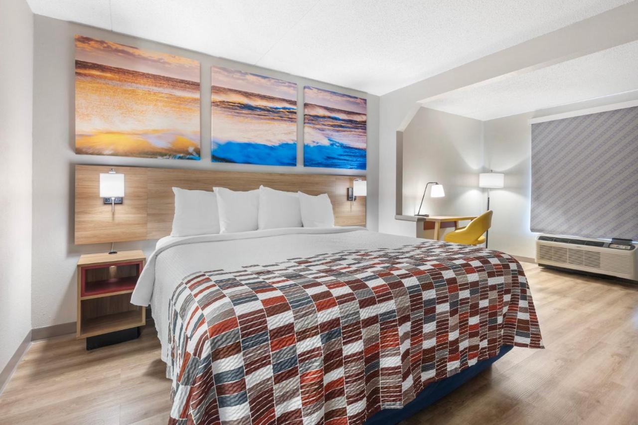 | Days Inn by Wyndham Franklin Nashville