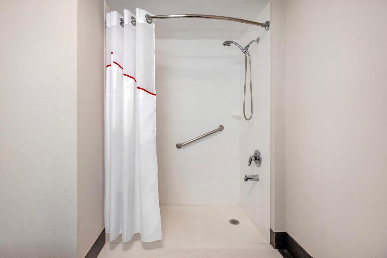 | Days Inn by Wyndham Franklin Nashville