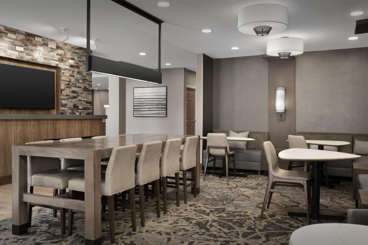 | Staybridge Suites Baltimore BWI Airport, an IHG Hotel