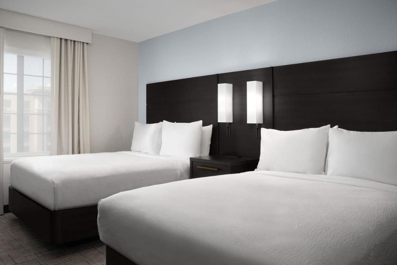 | Staybridge Suites Baltimore BWI Airport, an IHG Hotel