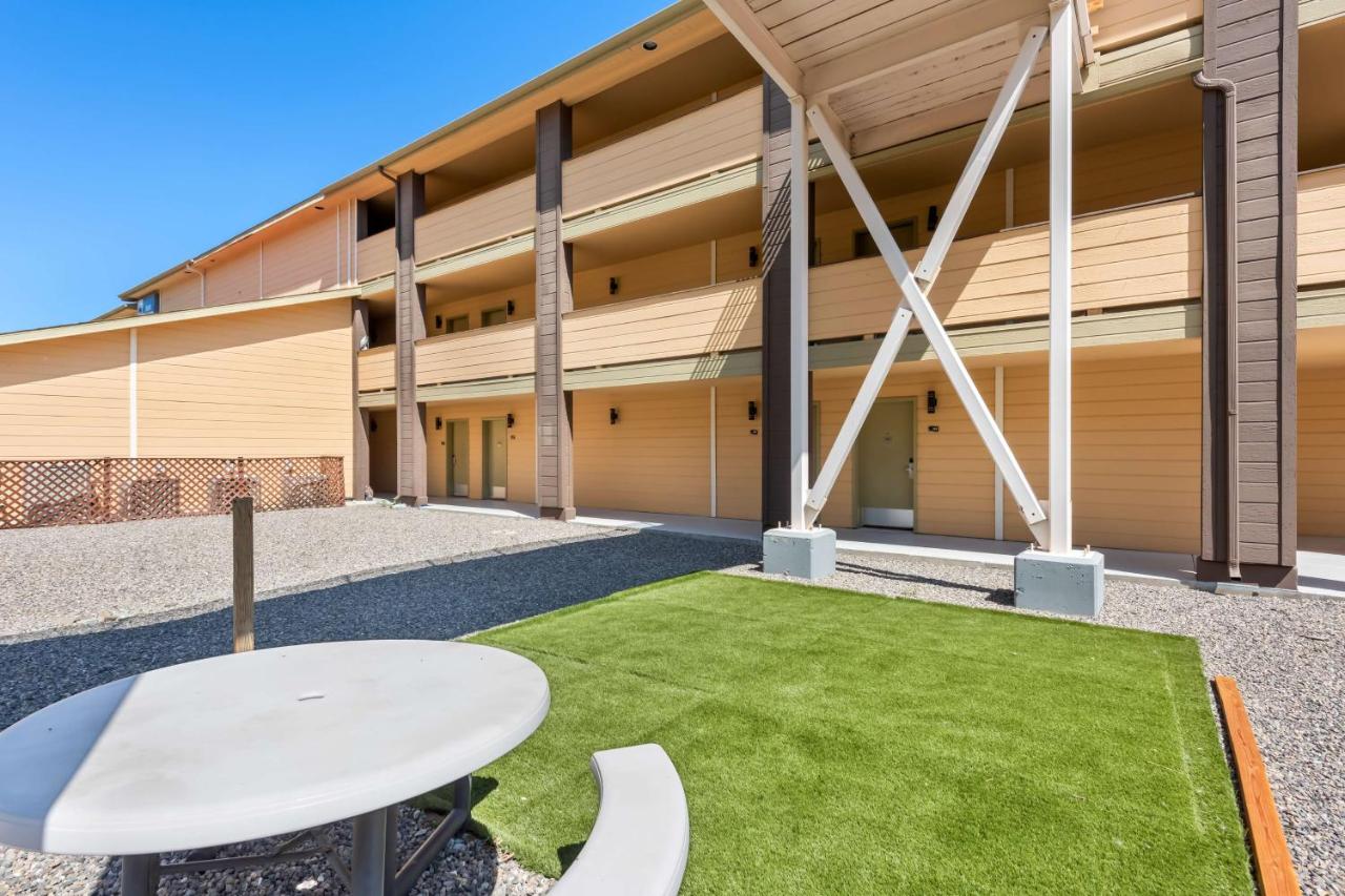 | Best Western Topaz Lake Inn