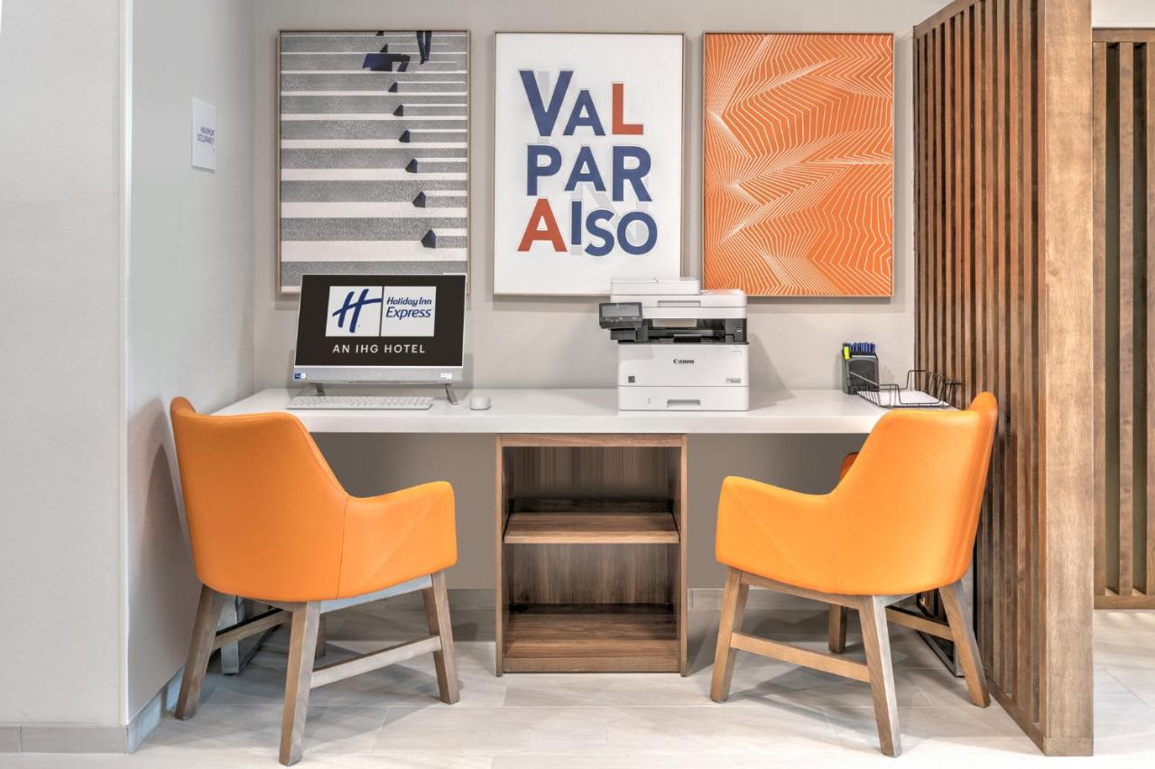  | Holiday Inn Express Hotel and Suites Valparaiso, an IHG Hotel
