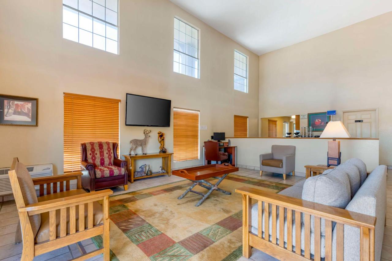 | Best Western Executive Inn