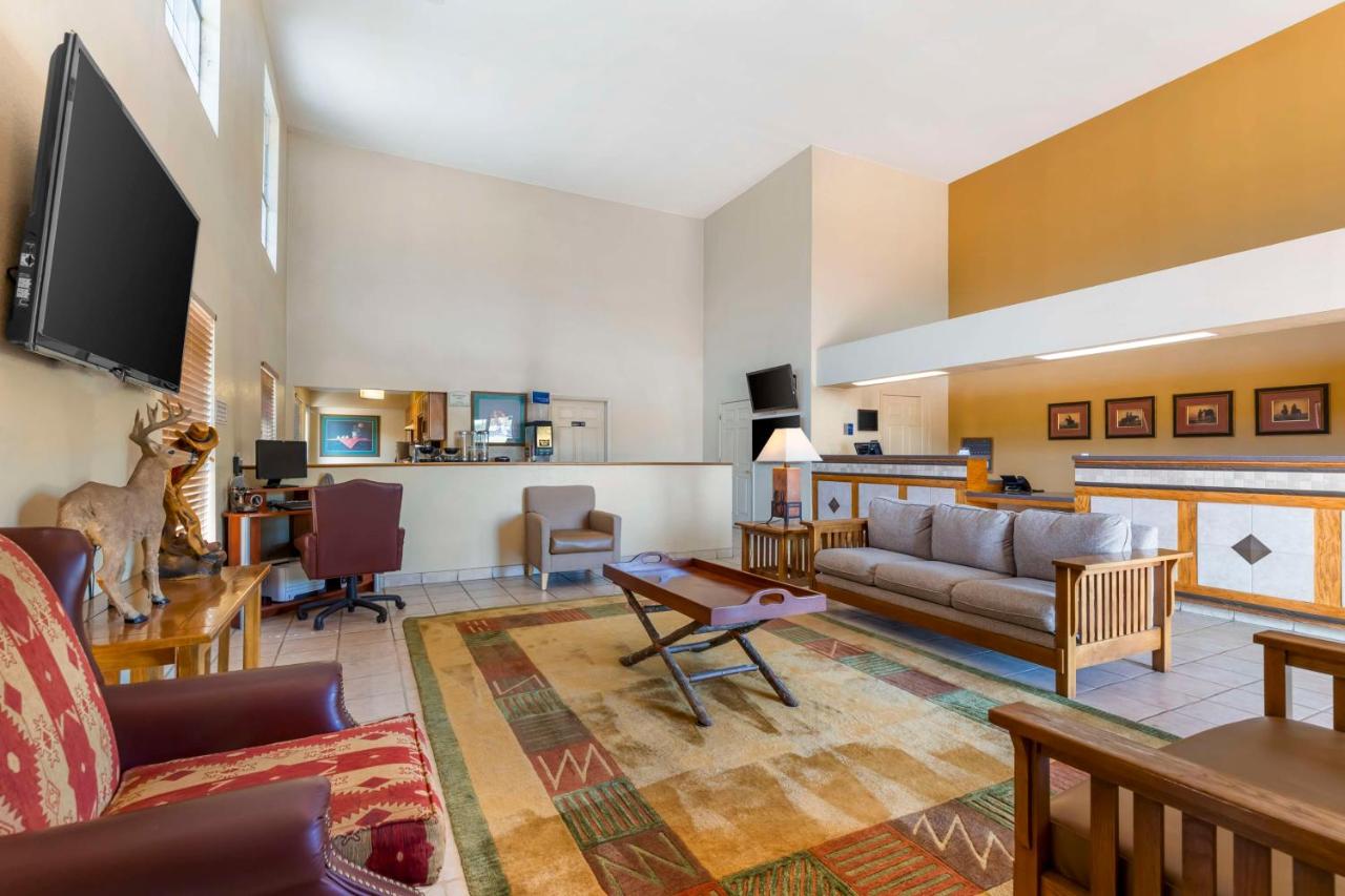 | Best Western Executive Inn