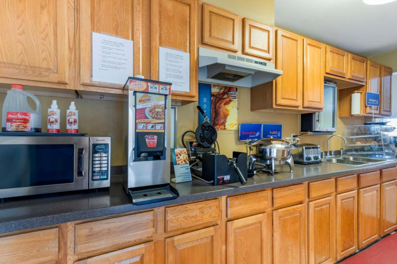| Best Western Executive Inn