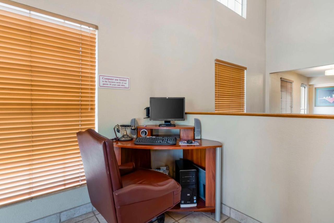 | Best Western Executive Inn