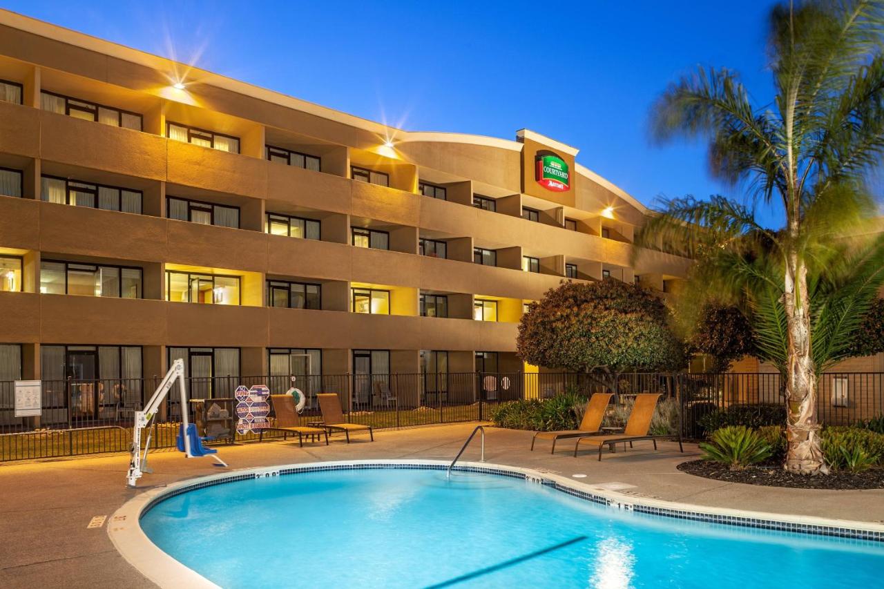  | Courtyard Fairfield Napa Valley Area