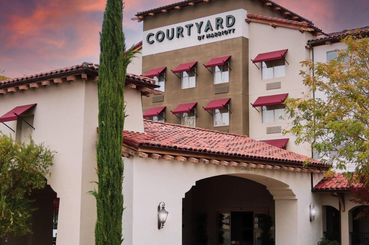 | Courtyard by Marriott Paso Robles