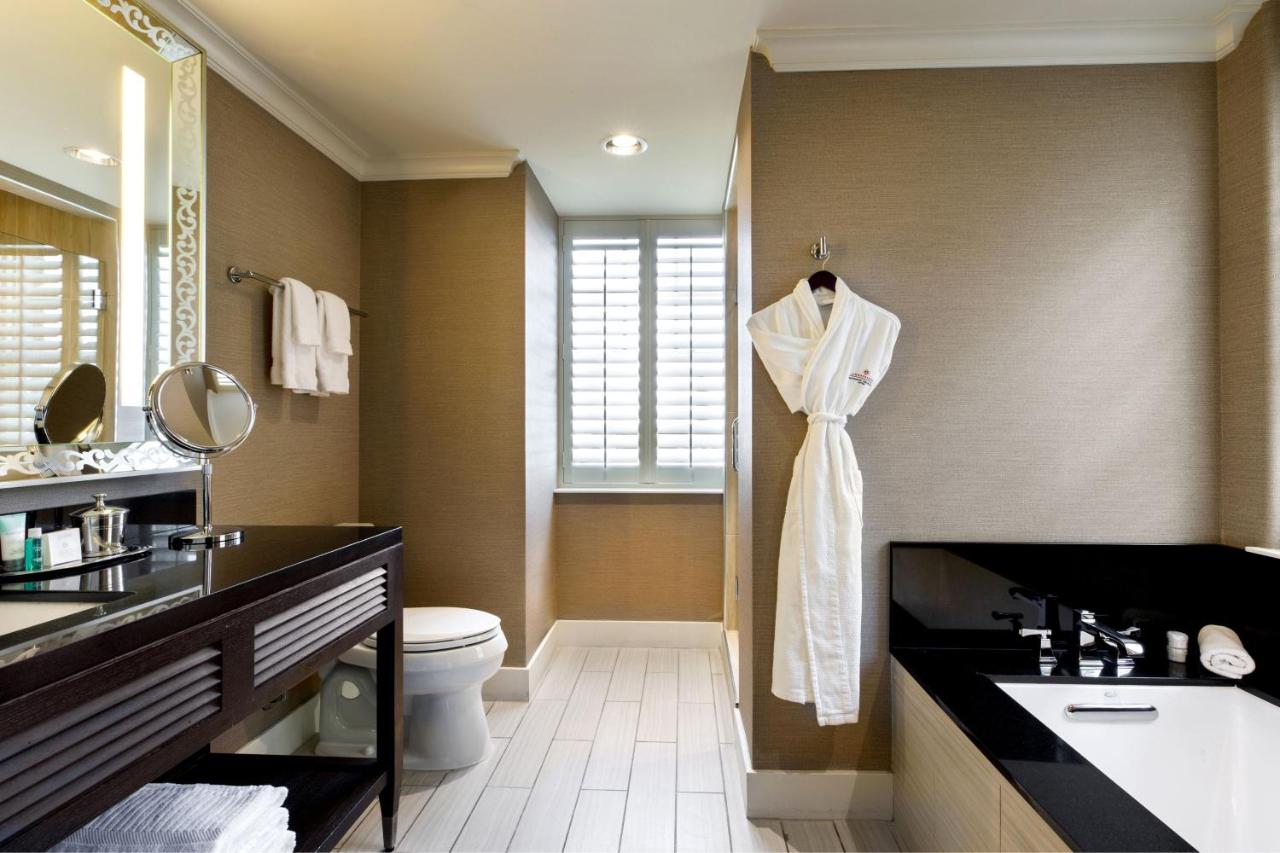 Larger Guest room, 1 King, City view, Corner room at Ambassador Hotel Oklahoma City, Autograph Collection