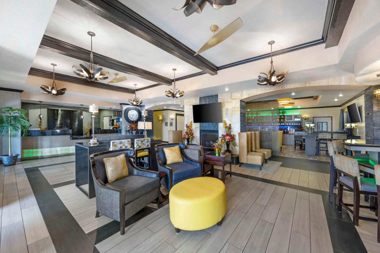  | Best Western Plus Emerald Inn & Suites